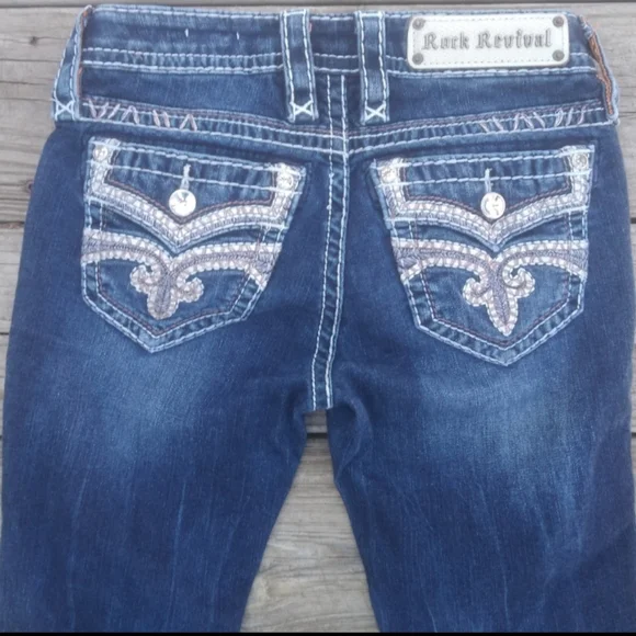 RELISTED BNWOT S 24 Rock Revival Jeans🔥 - Picture 14 of 16